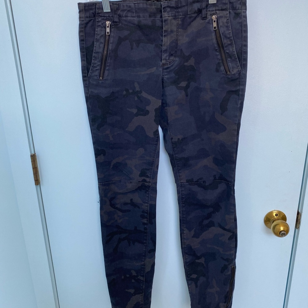 Camo pants